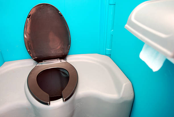 Best Luxury portable toilet rental  in Fort Carson, CO